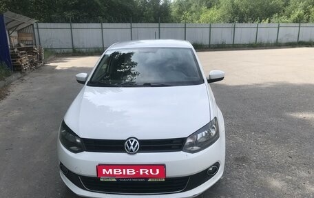 Volkswagen Polo VI (EU Market), 2013 год, 780 000 рублей, 1 фотография