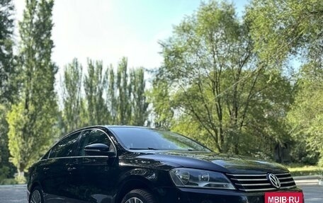 Volkswagen Passat B7, 2011 год, 1 110 000 рублей, 2 фотография