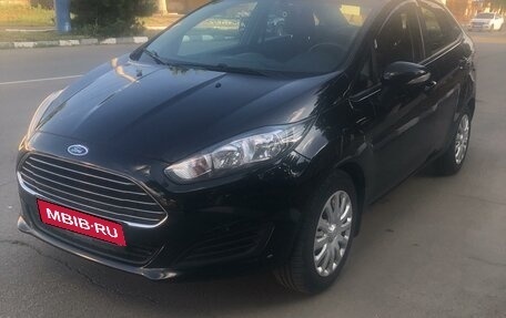 Ford Fiesta, 2015 год, 925 000 рублей, 1 фотография