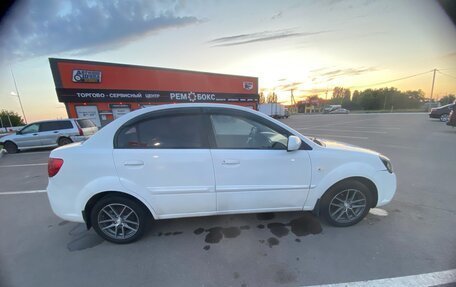 KIA Rio II, 2011 год, 630 000 рублей, 2 фотография