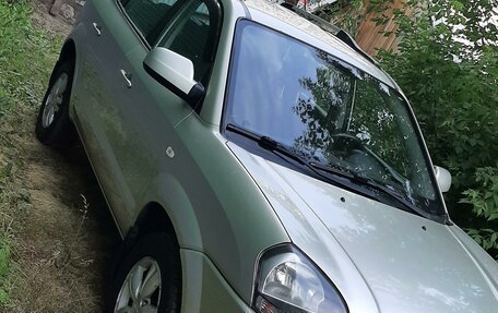 Hyundai Tucson III, 2008 год, 825 000 рублей, 3 фотография