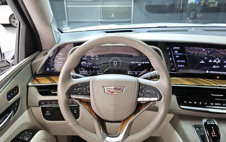 Cadillac Escalade V, 2021 год, 13 000 000 рублей, 10 фотография