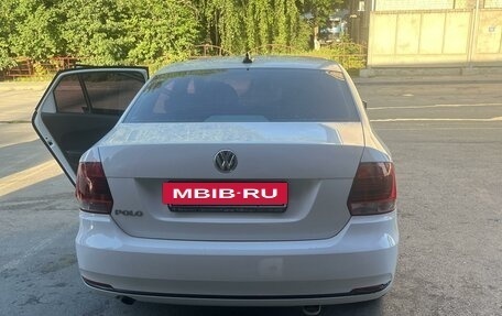 Volkswagen Polo VI (EU Market), 2018 год, 1 000 070 рублей, 30 фотография