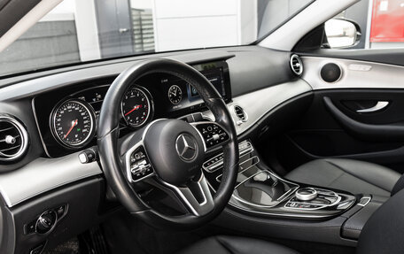 Mercedes-Benz E-Класс, 2018 год, 2 529 000 рублей, 13 фотография