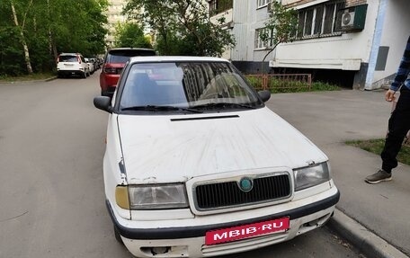 Skoda Felicia I рестайлинг, 1998 год, 100 000 рублей, 1 фотография