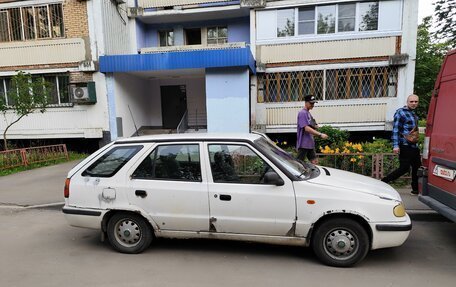 Skoda Felicia I рестайлинг, 1998 год, 100 000 рублей, 3 фотография