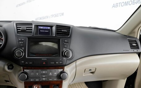 Toyota Highlander III, 2012 год, 2 149 000 рублей, 16 фотография