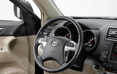 Toyota Highlander III, 2012 год, 2 149 000 рублей, 13 фотография