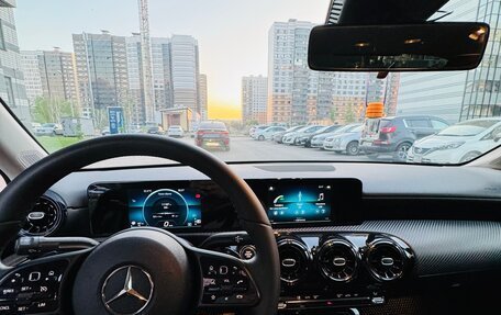 Mercedes-Benz A-Класс, 2019 год, 2 100 000 рублей, 10 фотография