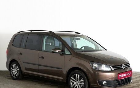Volkswagen Touran III, 2013 год, 1 135 000 рублей, 3 фотография