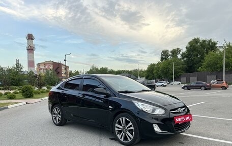 Hyundai Solaris II рестайлинг, 2013 год, 1 190 000 рублей, 8 фотография