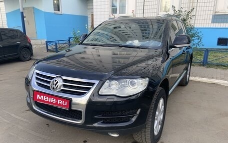 Volkswagen Touareg III, 2010 год, 1 670 000 рублей, 1 фотография