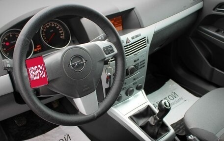 Opel Astra J, 2010 год, 655 000 рублей, 14 фотография