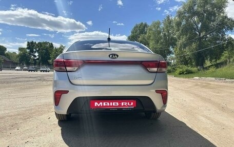 KIA Rio IV, 2018 год, 1 350 000 рублей, 6 фотография