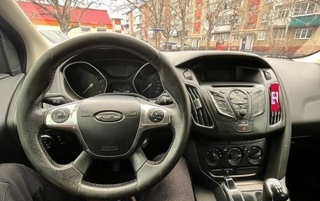 Ford Focus III, 2012 год, 760 000 рублей, 2 фотография