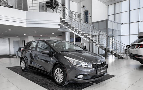 KIA cee'd III, 2014 год, 1 325 000 рублей, 2 фотография