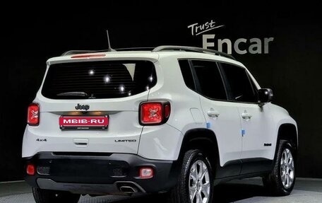 Jeep Renegade I рестайлинг, 2019 год, 2 272 000 рублей, 2 фотография