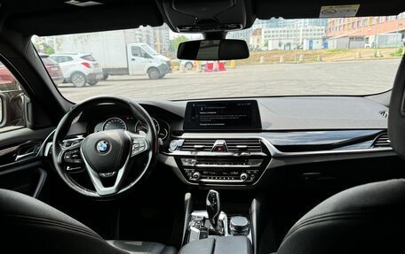 BMW 5 серия, 2018 год, 3 200 000 рублей, 9 фотография