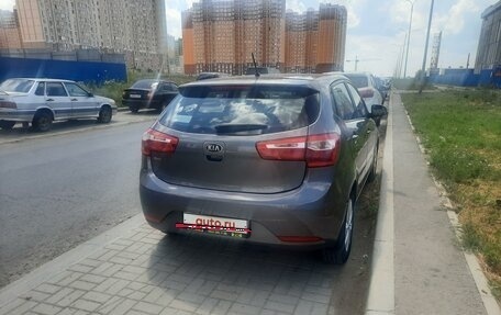 KIA Rio III рестайлинг, 2013 год, 900 000 рублей, 2 фотография