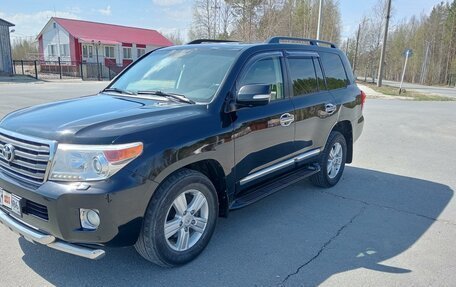 Toyota Land Cruiser 200, 2013 год, 4 950 000 рублей, 1 фотография