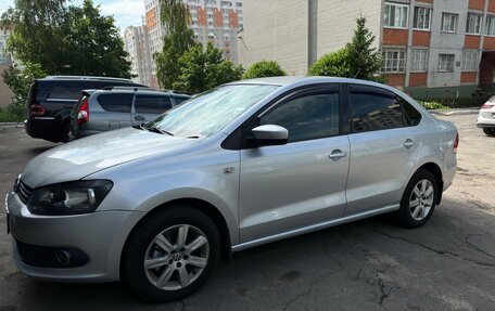 Volkswagen Polo VI (EU Market), 2014 год, 1 050 000 рублей, 2 фотография