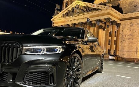 BMW 7 серия, 2019 год, 8 100 000 рублей, 2 фотография