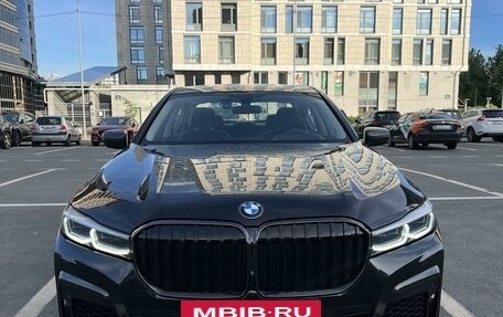 BMW 7 серия, 2019 год, 8 100 000 рублей, 4 фотография