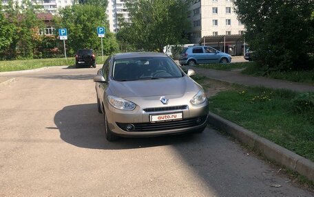 Renault Fluence I, 2011 год, 930 000 рублей, 2 фотография