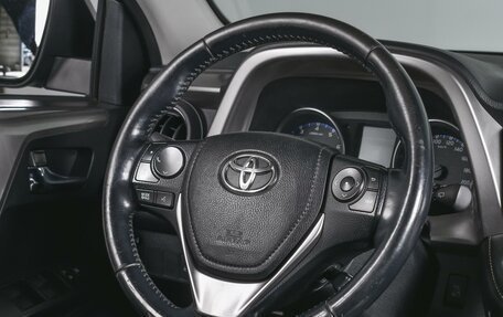 Toyota RAV4, 2017 год, 2 675 000 рублей, 19 фотография