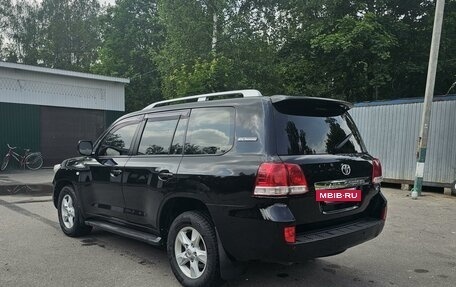 Toyota Land Cruiser 200, 2011 год, 3 050 000 рублей, 6 фотография