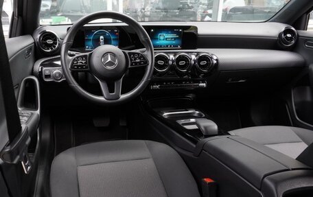 Mercedes-Benz A-Класс, 2019 год, 2 499 000 рублей, 6 фотография