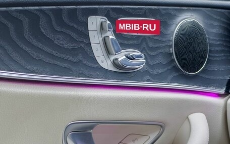 Mercedes-Benz E-Класс, 2016 год, 3 900 000 рублей, 21 фотография