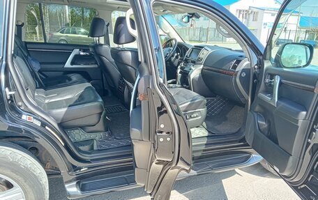 Toyota Land Cruiser 200, 2013 год, 4 950 000 рублей, 8 фотография