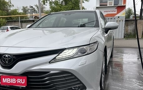 Toyota Camry, 2019 год, 2 950 000 рублей, 3 фотография