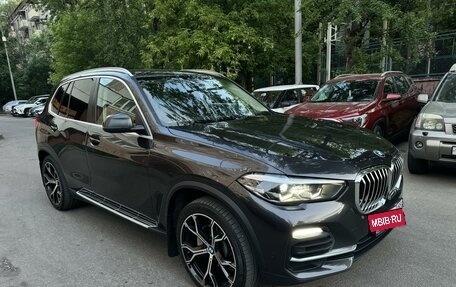 BMW X5, 2021 год, 5 600 000 рублей, 3 фотография