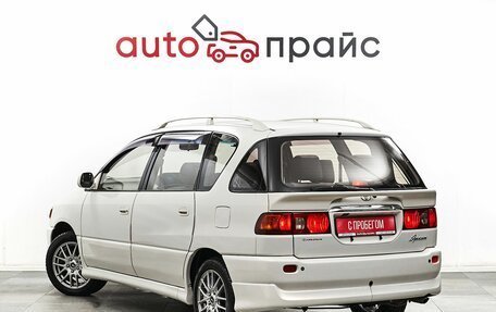 Toyota Ipsum II, 2000 год, 897 000 рублей, 5 фотография