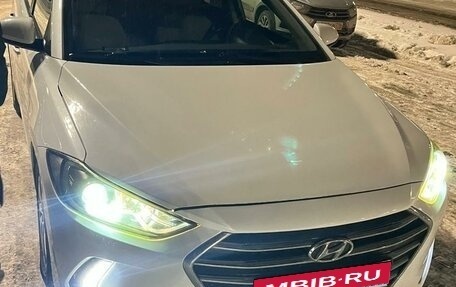 Hyundai Elantra VI рестайлинг, 2018 год, 1 580 000 рублей, 2 фотография