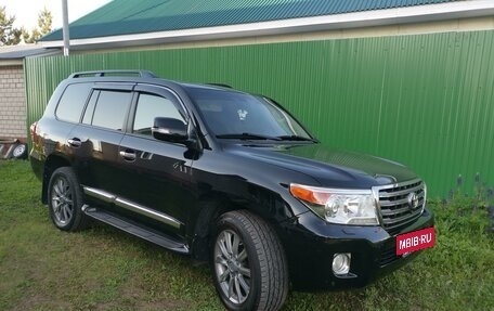 Toyota Land Cruiser 200, 2013 год, 4 650 000 рублей, 2 фотография