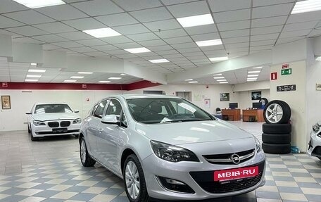 Opel Astra J, 2013 год, 1 125 000 рублей, 5 фотография