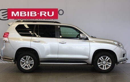 Toyota Land Cruiser Prado 150 рестайлинг 2, 2011 год, 2 887 000 рублей, 4 фотография