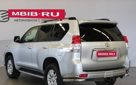 Toyota Land Cruiser Prado 150 рестайлинг 2, 2011 год, 2 887 000 рублей, 7 фотография