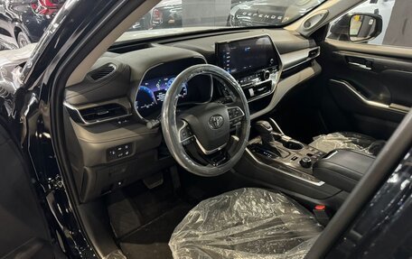 Toyota Highlander, 2024 год, 7 800 000 рублей, 12 фотография