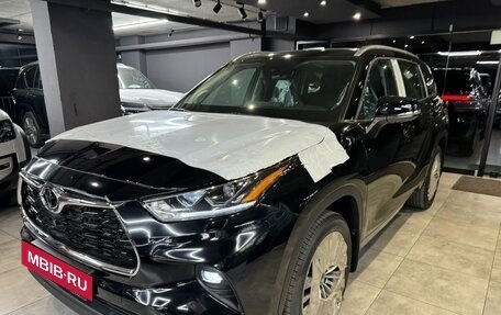 Toyota Highlander, 2024 год, 7 800 000 рублей, 4 фотография