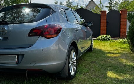 Opel Astra J, 2011 год, 1 960 000 рублей, 5 фотография