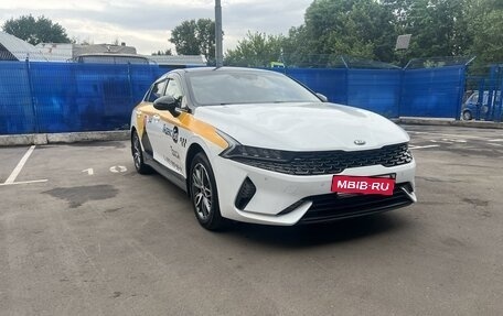 KIA K5, 2021 год, 2 240 000 рублей, 2 фотография