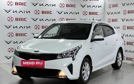 KIA Rio IV, 2020 год, 1 775 000 рублей, 3 фотография