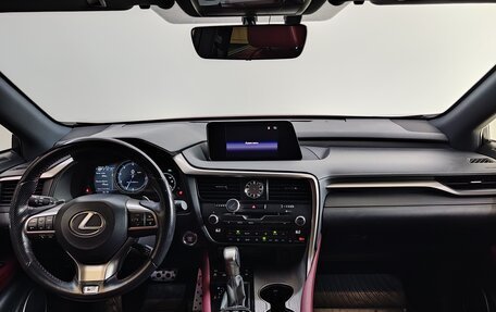 Lexus RX IV рестайлинг, 2017 год, 3 850 000 рублей, 9 фотография