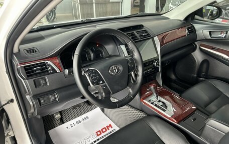 Toyota Camry, 2014 год, 1 997 000 рублей, 13 фотография