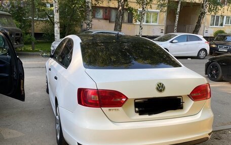 Volkswagen Jetta VI, 2011 год, 750 000 рублей, 5 фотография