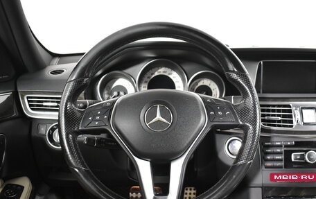 Mercedes-Benz E-Класс, 2013 год, 2 195 900 рублей, 21 фотография